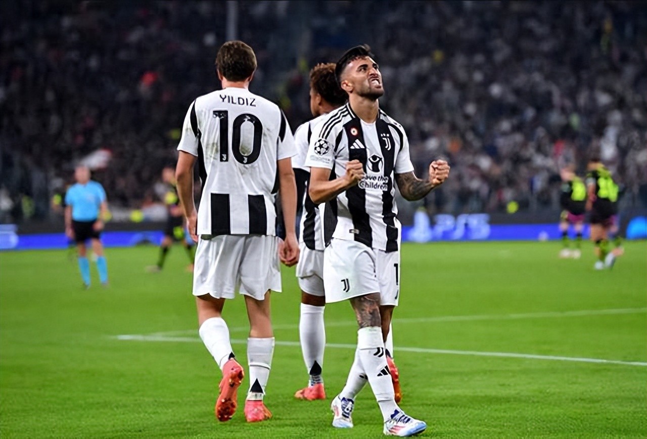 尤文图斯中场稳固防线,球队在防守端表现出色 尤文图斯中场稳固防线,球队在防守端表现出色