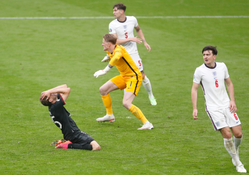 希腊惨败斯洛伐克，欧洲杯资格赛出局恐怕的简单介绍