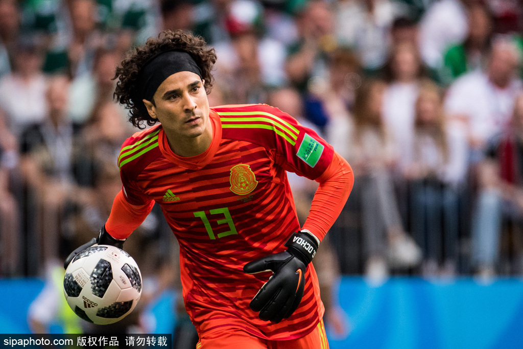 德国在瑞典客场势如破竹,领跑小组 德国在瑞典客场势如破竹,领跑小组