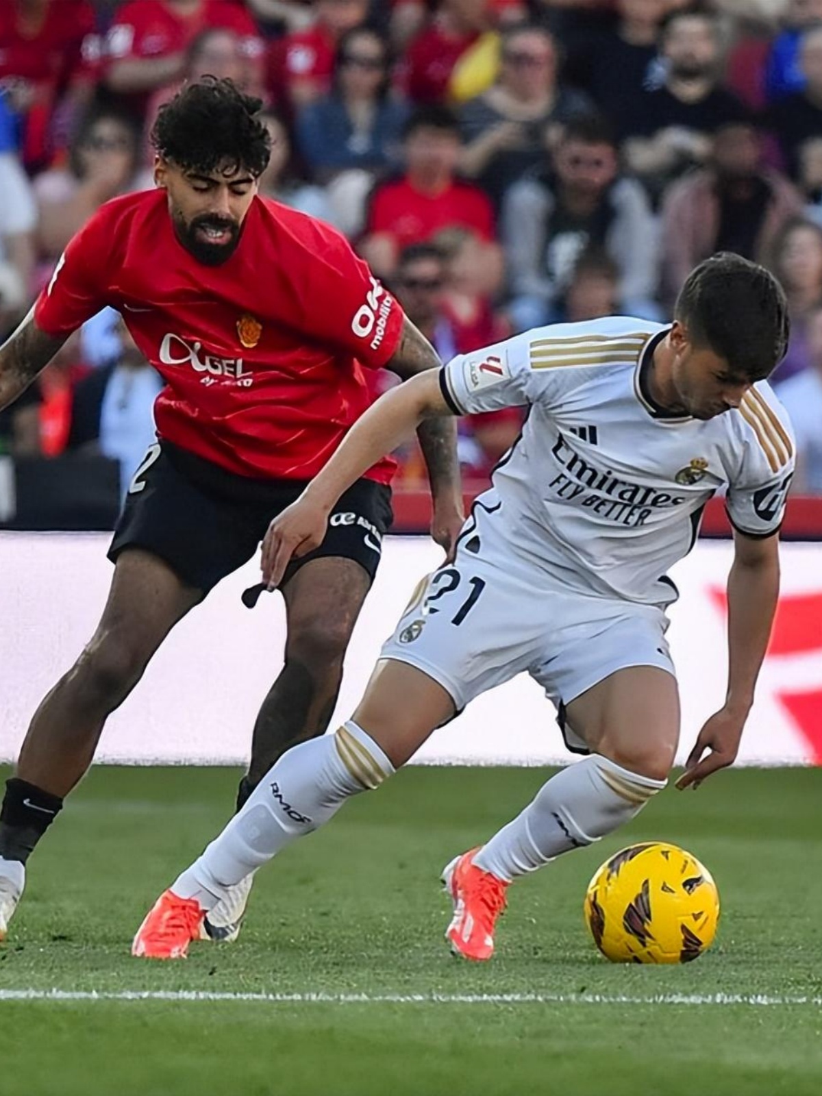 曼联遭遇尴尬，被罗马逆转出局