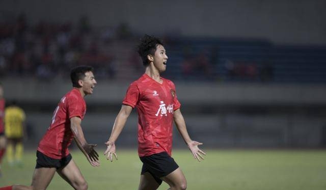 关于浙江险胜深圳，喜迎胜利，保持冲劲的信息