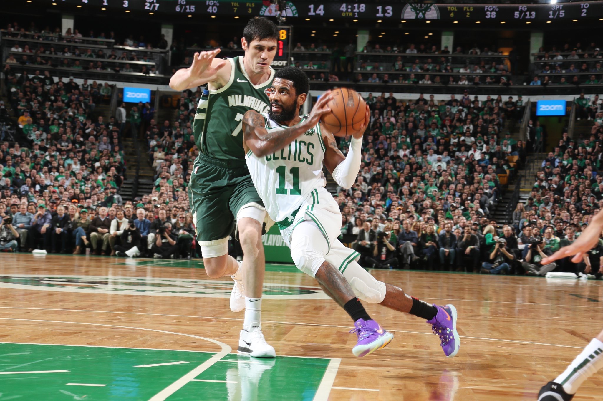 凯尔特人力克雄鹿，布伦森状态火热