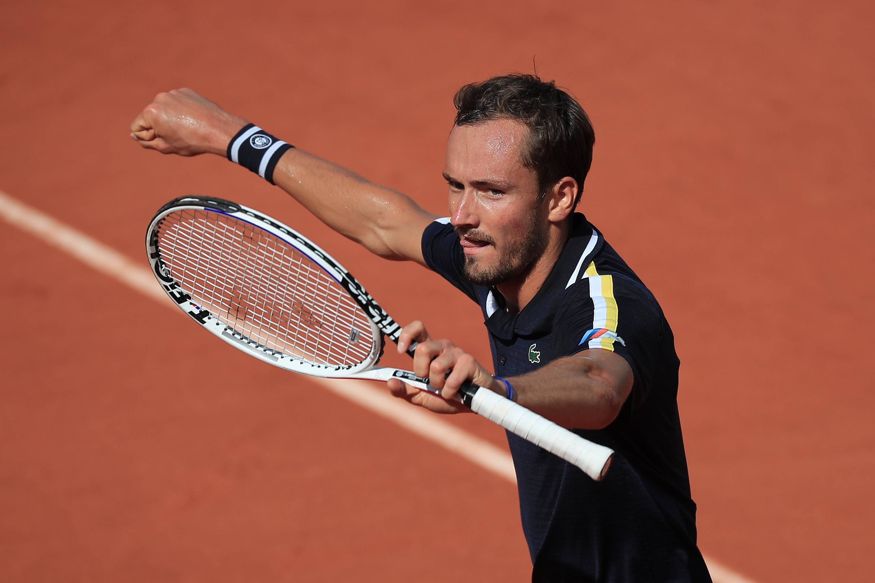 美网横扫法网,梅德韦杰夫状态火热的简单介绍 美网横扫法网,梅德韦杰夫状态火热的简单介绍