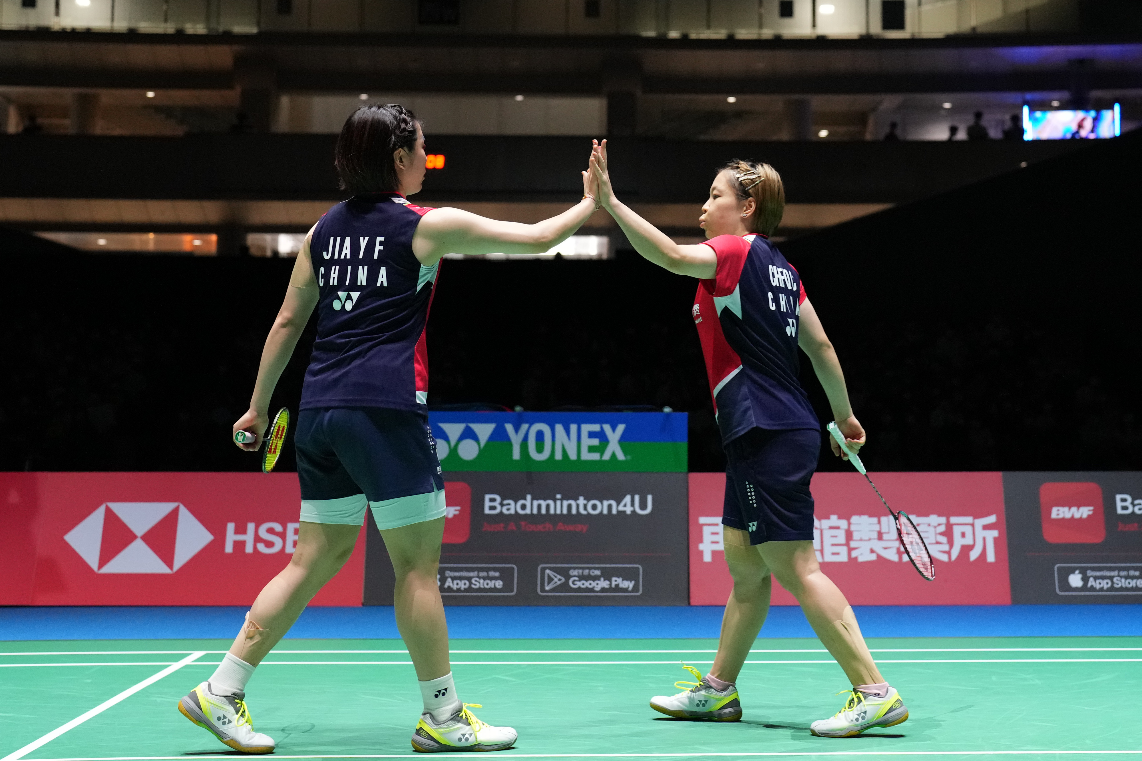 包含中国羽毛球队险胜韩国羽毛球队，陶菲克制霸全场的词条