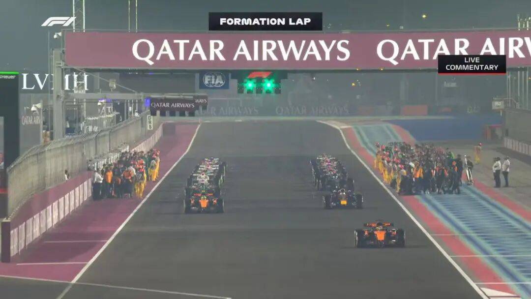 雷诺车队绝杀梅赛德斯，维斯塔潘扛起全队的简单介绍