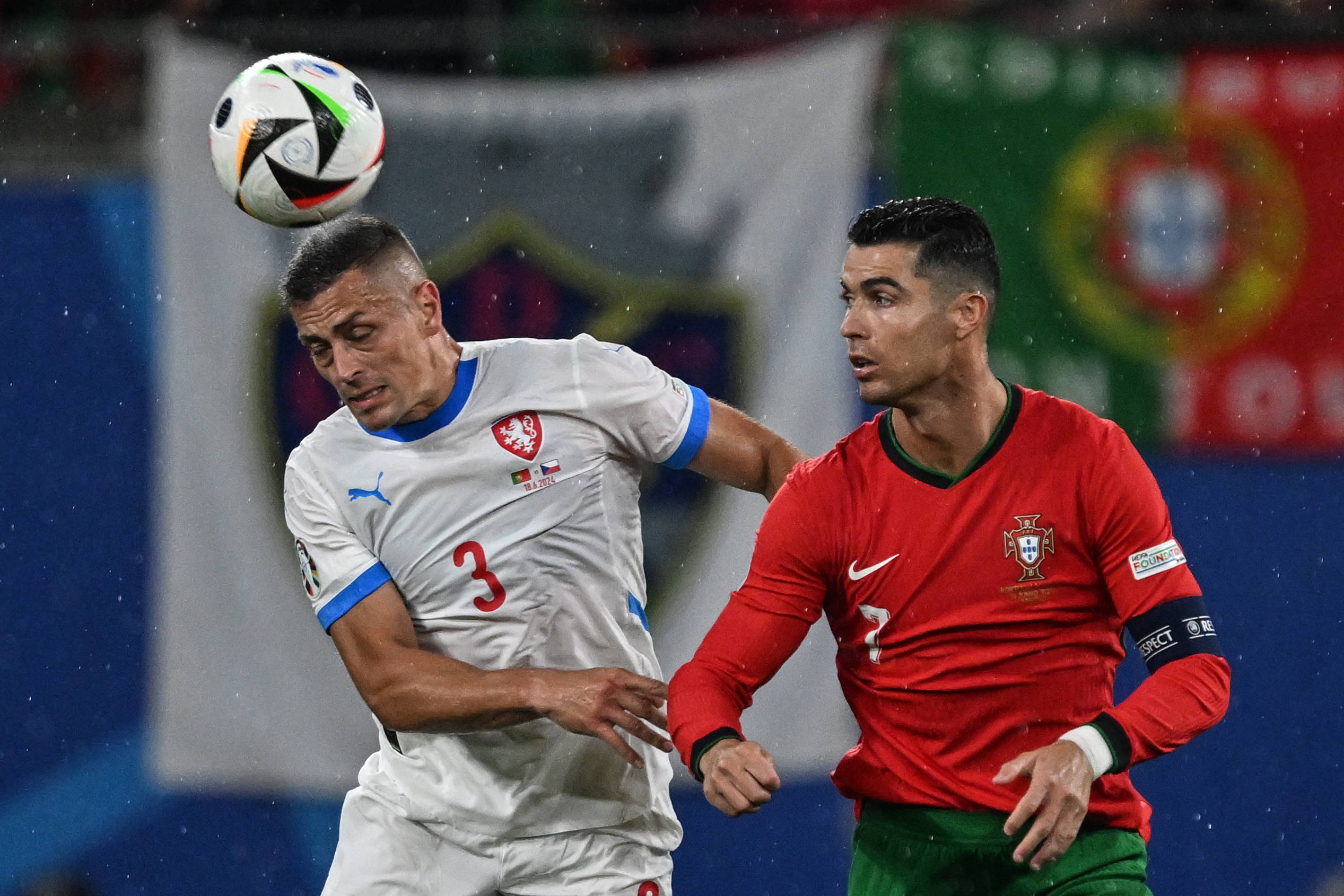 切尔西绝杀葡萄牙,C罗统治全场的简单介绍 切尔西绝杀葡萄牙,C罗统治全场的简单介绍