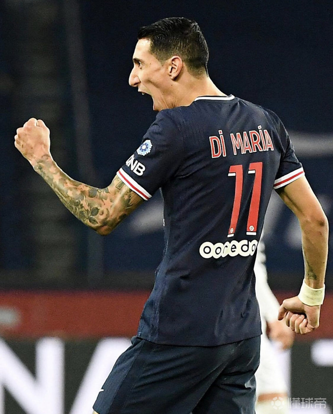 那不勒斯横扫曼联，罗本高光表现的简单介绍