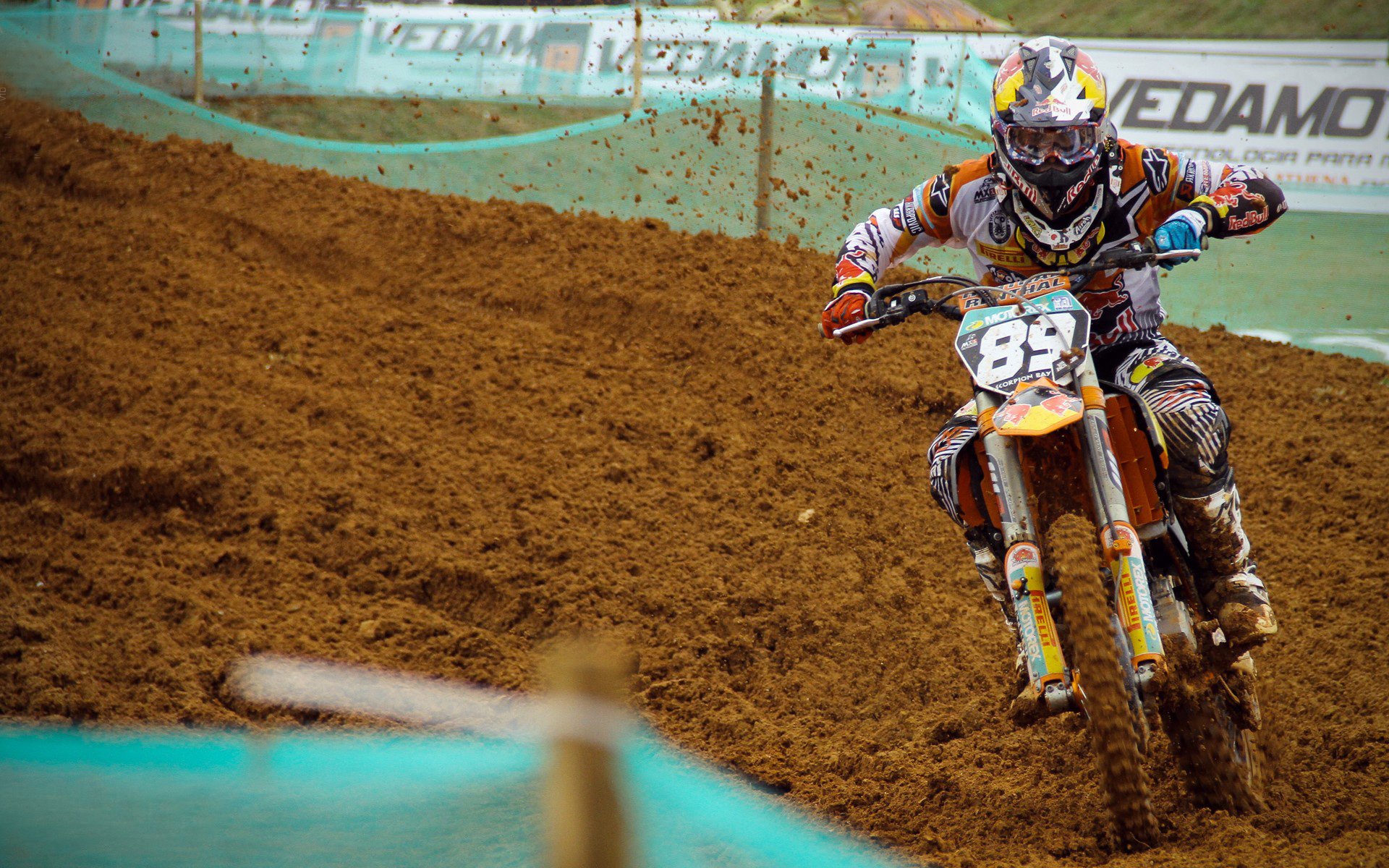 步行者拿下雄鹿，德罗赞成为关键先生